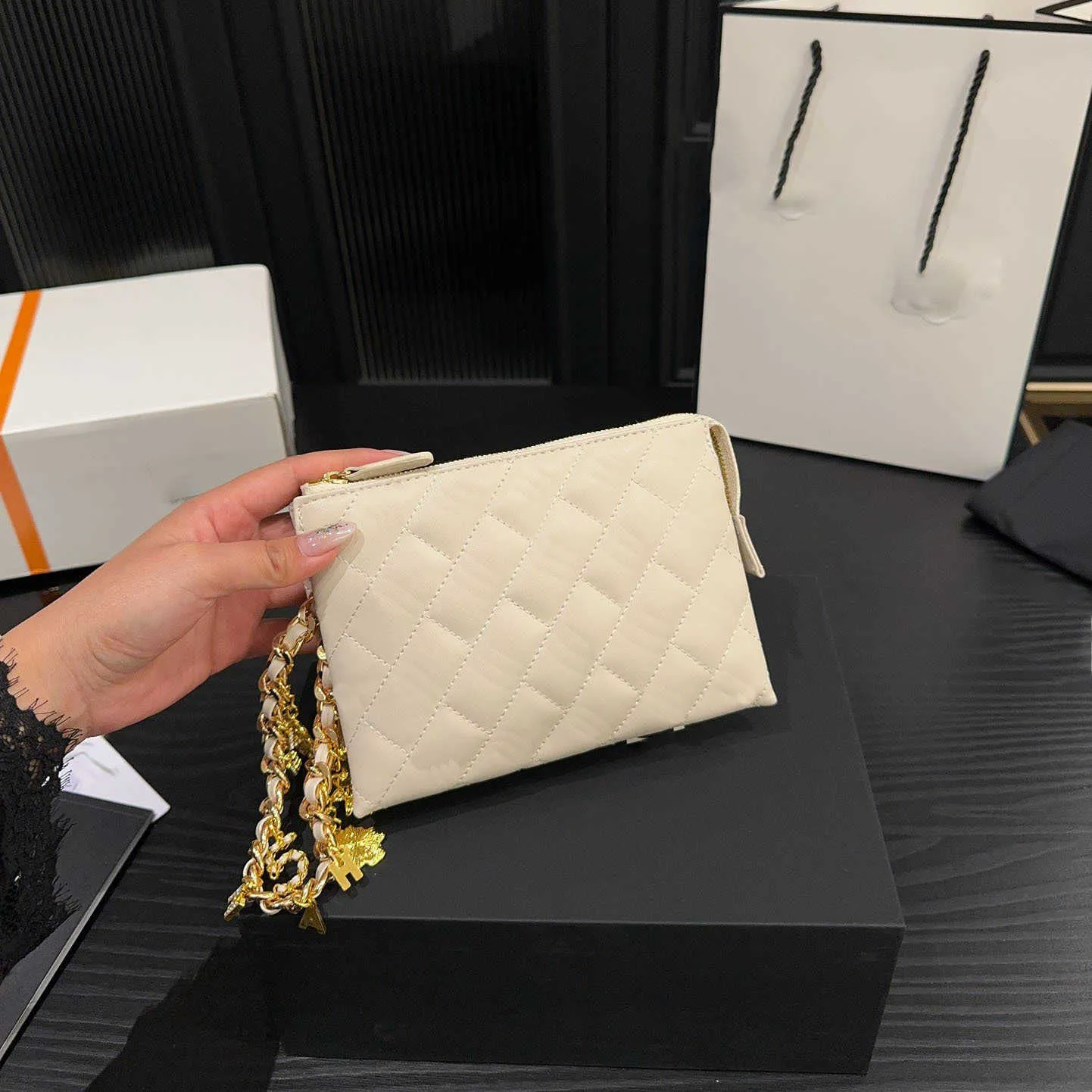 Designerbeutel Damen Reißverschlussumschlag Geldbörsen Clutch Bags Kaviar Brieftaschen Männerkreuz -Körper -Schulter -Designer -Taschen Leder Handtasche Lady 240415