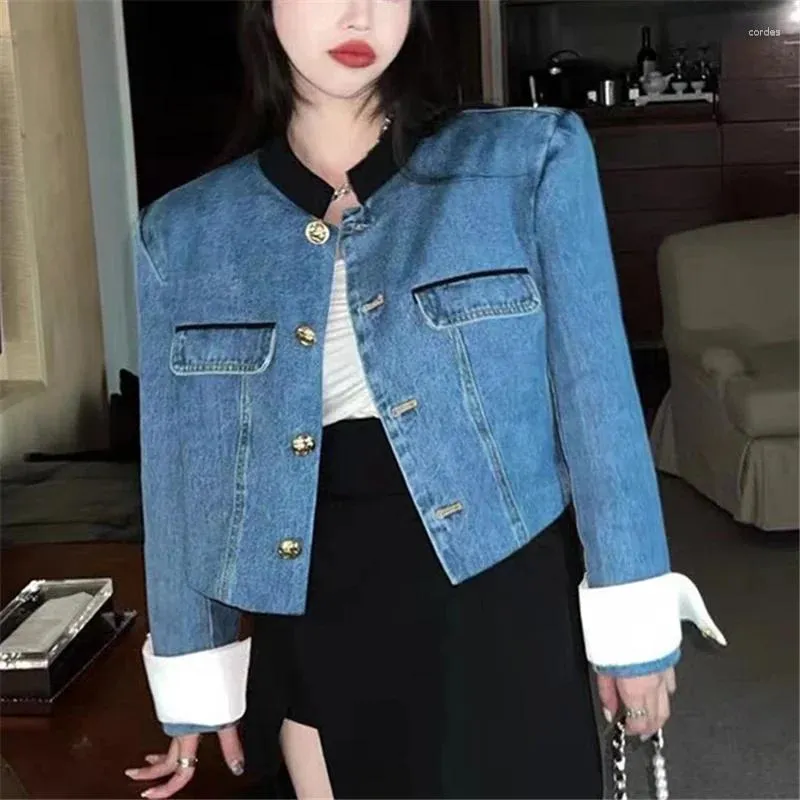 Женские куртки женщина ковбой 2024 Осенние дамы Slim Short Jean Coat Brand High-end Denim Casual Casual Cardigan Top
