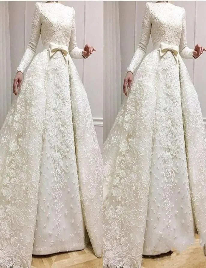 2019 Elegant Long Sleeve Lace Muslim Wedding Dresses Aline Appliques Plus Size With Bow Bridal Wedding Gowns Vestido De Novia Bri4170057