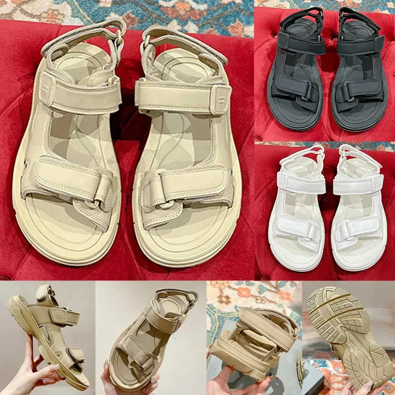 Kadın Turizm Tasarımcı Sandalet 24SS Moda Şovu Yeni Sandal Deri Üst T-Tie Kauçuk Sole Lady Açık Hava Sporları ve Günlük Düz Sandalet Sandales Tasarımcı Femme