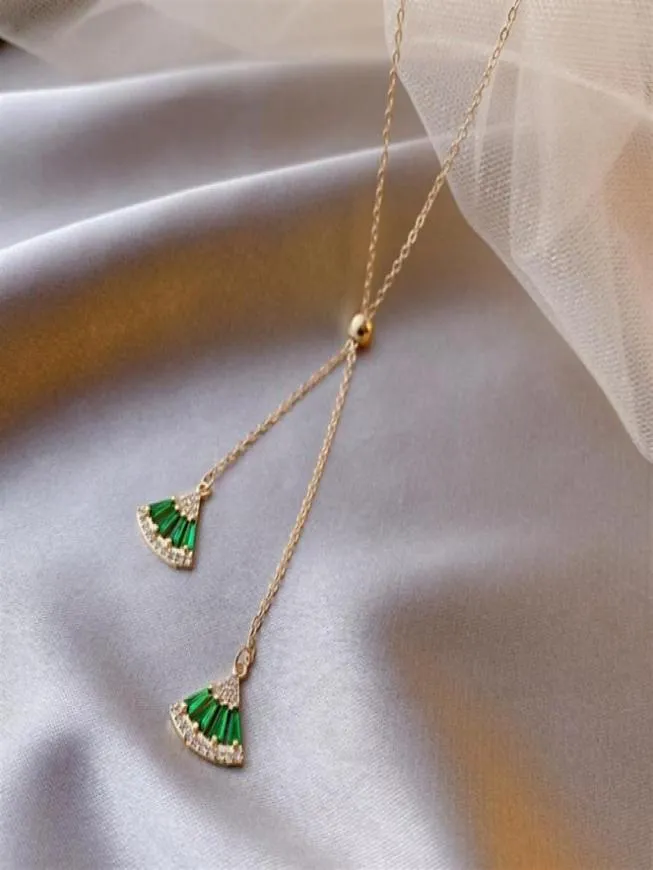 Uilz Niche Personalité Design Green Fashion Pendant la chaîne de clavicule Chaîne Wild Temperament Couple Collier Fashion Bijoux CNL020289445613