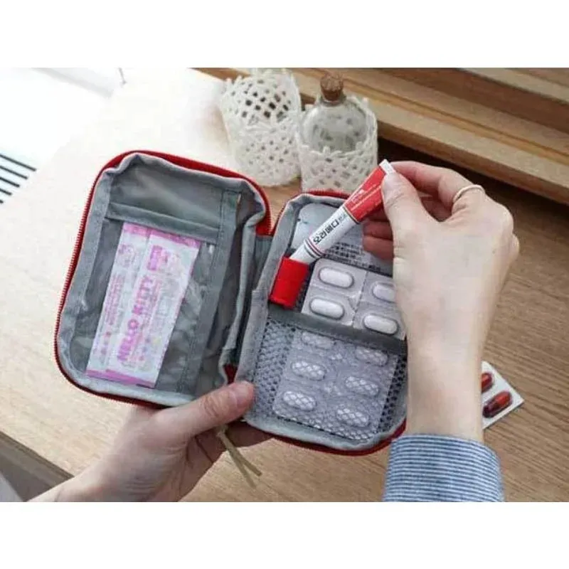 New portátil Medicine Medicine Bag Kit de primeiros socorros de primeiros socorros de emergência médica Organizador ao ar livre Medicina doméstica Bolsa de armazenamento de compras Viagens- Para armazenamento de remédios para viagens