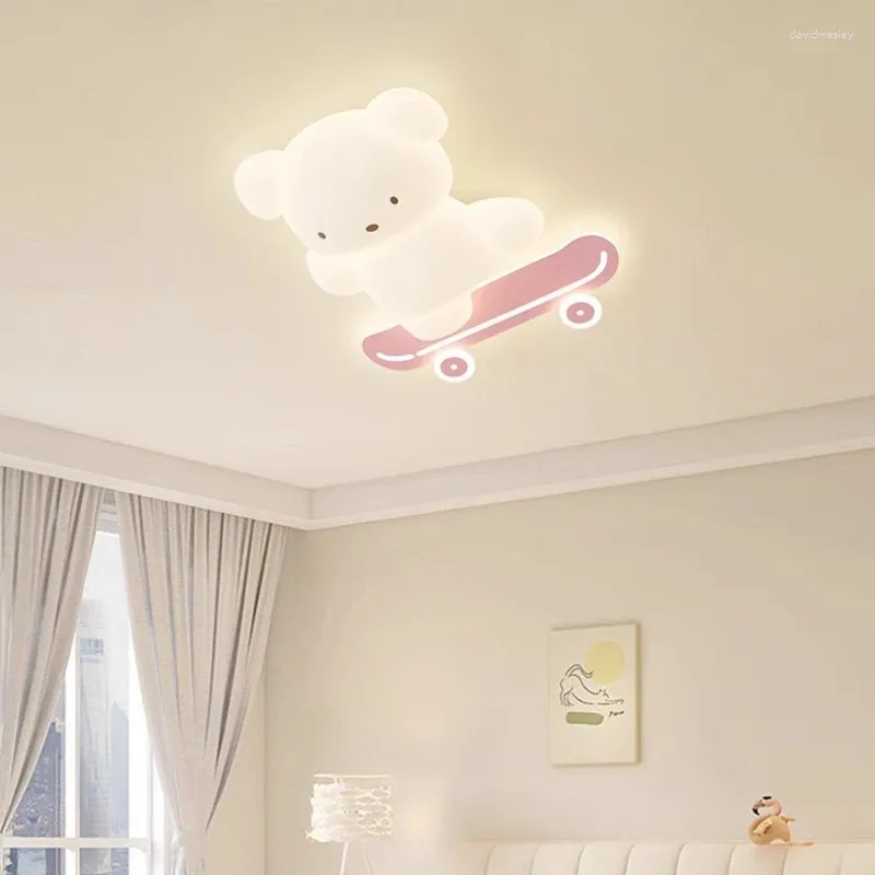 Luci a soffitto Skateboard carina orso a led camera per bambini fumetti moderni moderni lampade per la camera da letto per bambini caldi