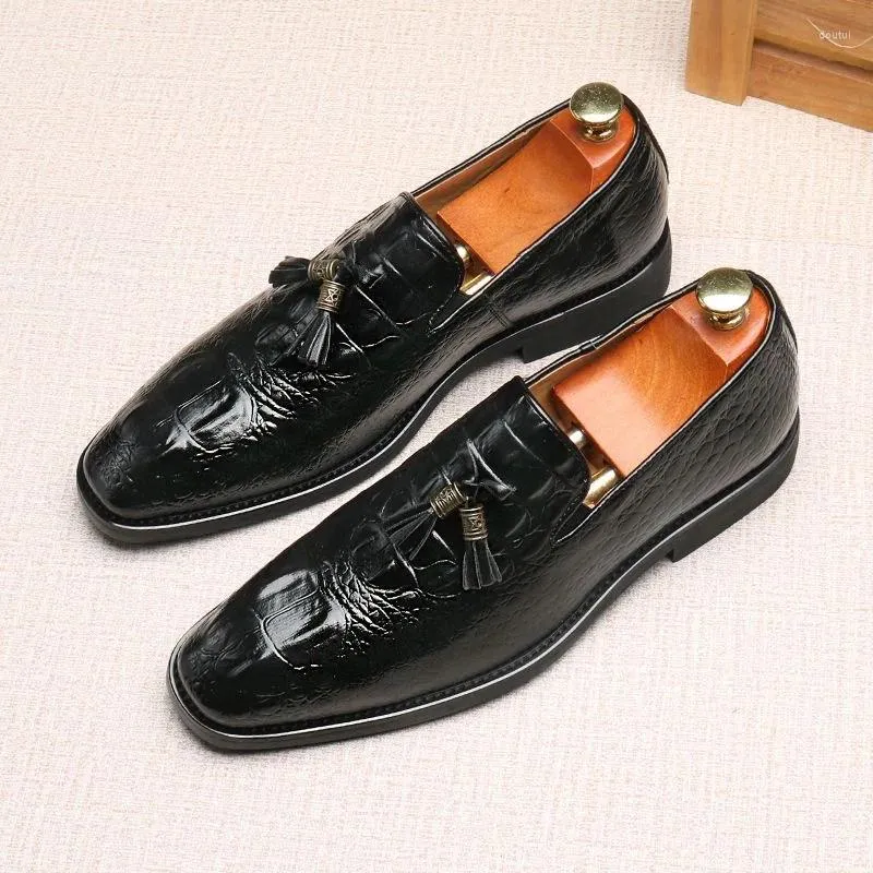 Chaussures habillées classiques vintage hommes noirs brun fête chaussure formelle fashiontassel pour adultes