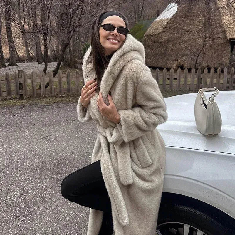 スローブイエナ　Mink Fake fur Coat スローブイエナ Mink Fake fur Coat Ponchos & Capes | Sheared