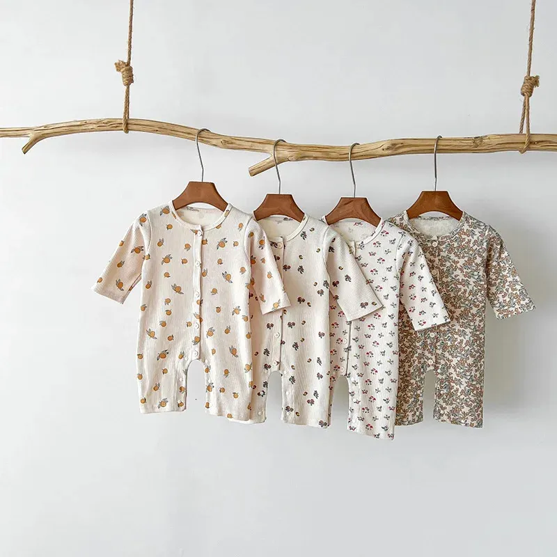 Milancel Autumn Baby Pyjama Waffle Sleeper Wear Smittbarn inomhus Kläder Pyjamas Jumpsuit 240418