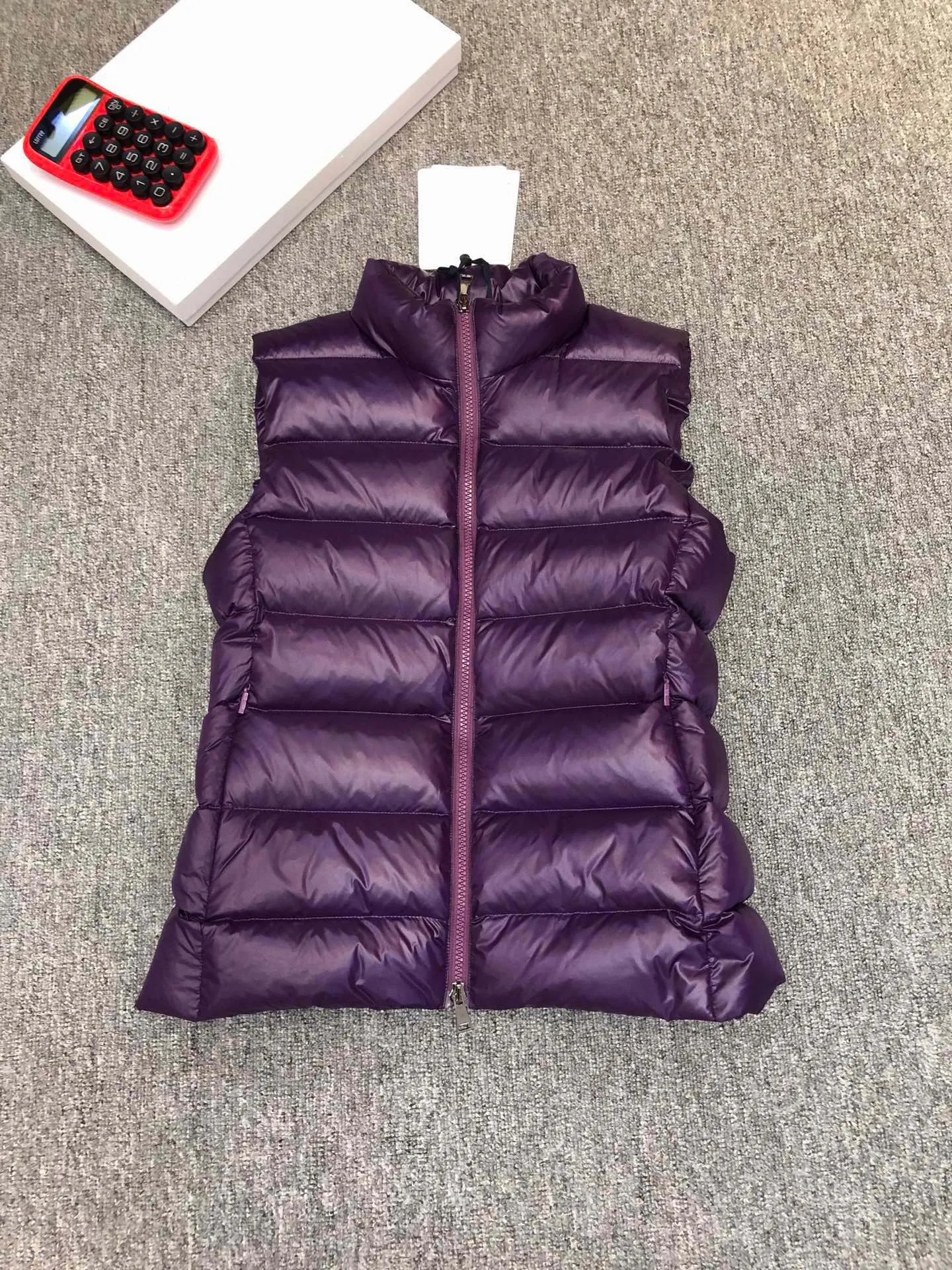 2024 Fashion Women s Down Vest NFC Badge Water Resistant Lightweight Puffer Jacket