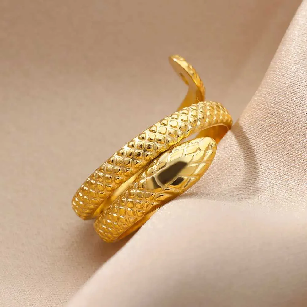 Anelli di nozze nuovi in anelli di serpente per donne uomini inossidabile in acciaio in acciaio oro anello serpente vintage punk animale estetico gioiello regalo anillos mujer