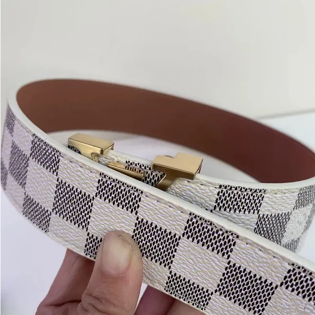 Boucle de mode de ceinture de créateurs Largeur de ceinture en cuir authentique 20 styles de la qualité design de qualité des femmes