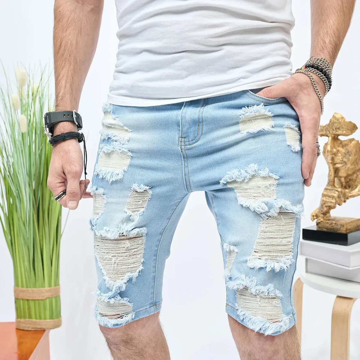 Sommar rippade shorts jeans mens hip-hop denim byxor stretch ljusblå mode smal rak manlig denim shorts 240428