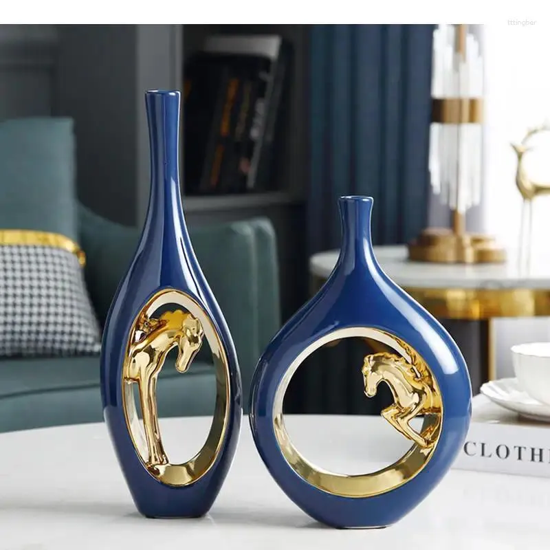 Vasi Ceramic Golden Horse Hollow Vase Flower Acceptory Creative Modern Home Decoration