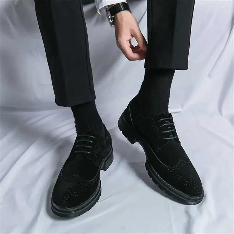 Kleiderschuhe informeller Gentleman Teniss Man Heels elegante Stiefel Sneaker Sport Global Brands hochwertiges Vietnamfett