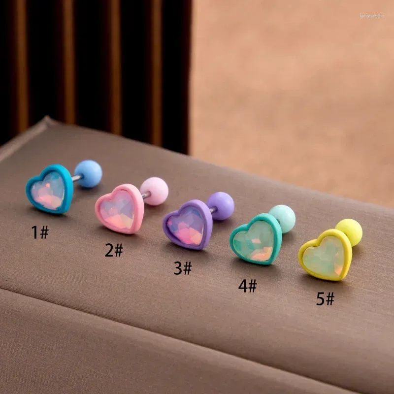 Boucles d'oreilles Stud 5pcs / lot 20g en acier inoxydable Piercing vis plastics couleurs amour coeur pour les filles