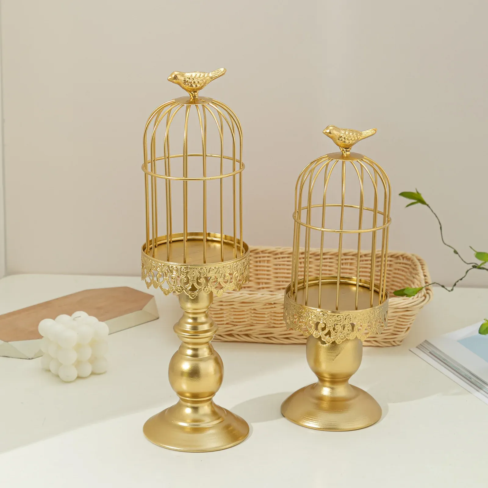 Halter Vintage Vogel Käfig Kerzenhalter geschweißt, um alte handwerksgeschnitzte Muster dekorative Metallhandwerk Kerze zu machen