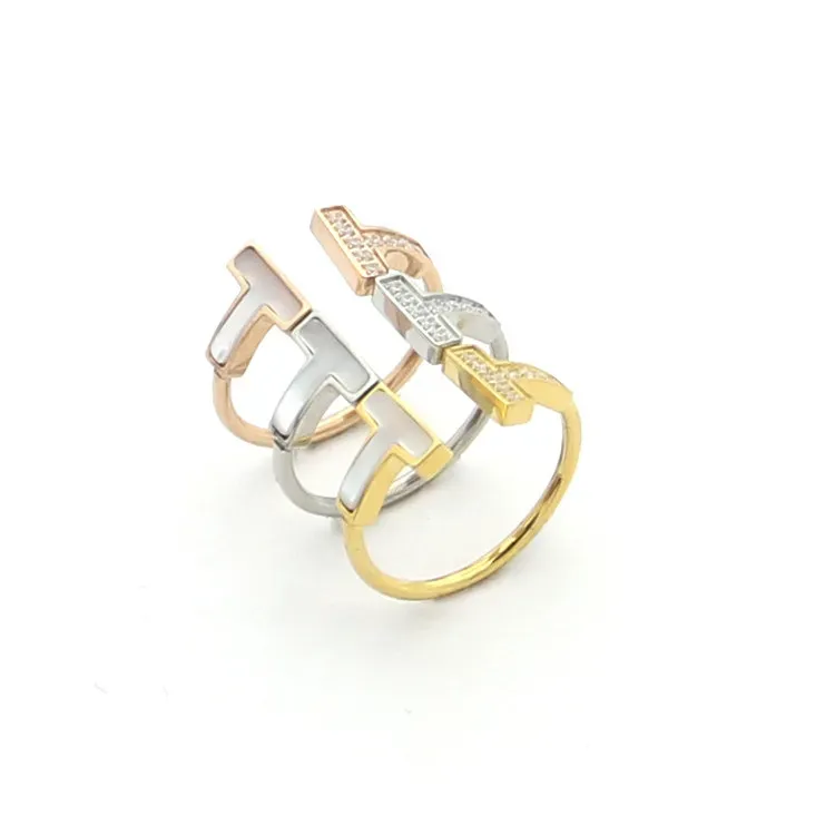 Anneaux pour femmes bijoux Double T Shell entre les modèles de commerce extérieur à anneau diamant couple