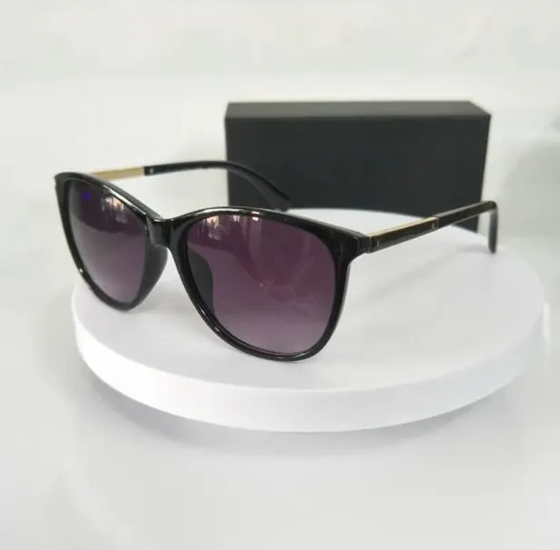 Luxury pour femmes lunettes de soleil Round Sun Sun-Sun Designers Sun Glasses For Dames UV Protection Lens Woman Eyewear Beach Shades