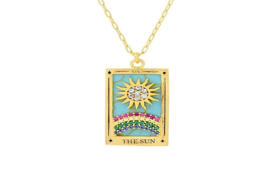 Colliers pendants Colliers de tarot en strass CZ colorés pour femmes Moon Sun Star Tag Astologie Bijoux céleste vintage Wholelsal4590610