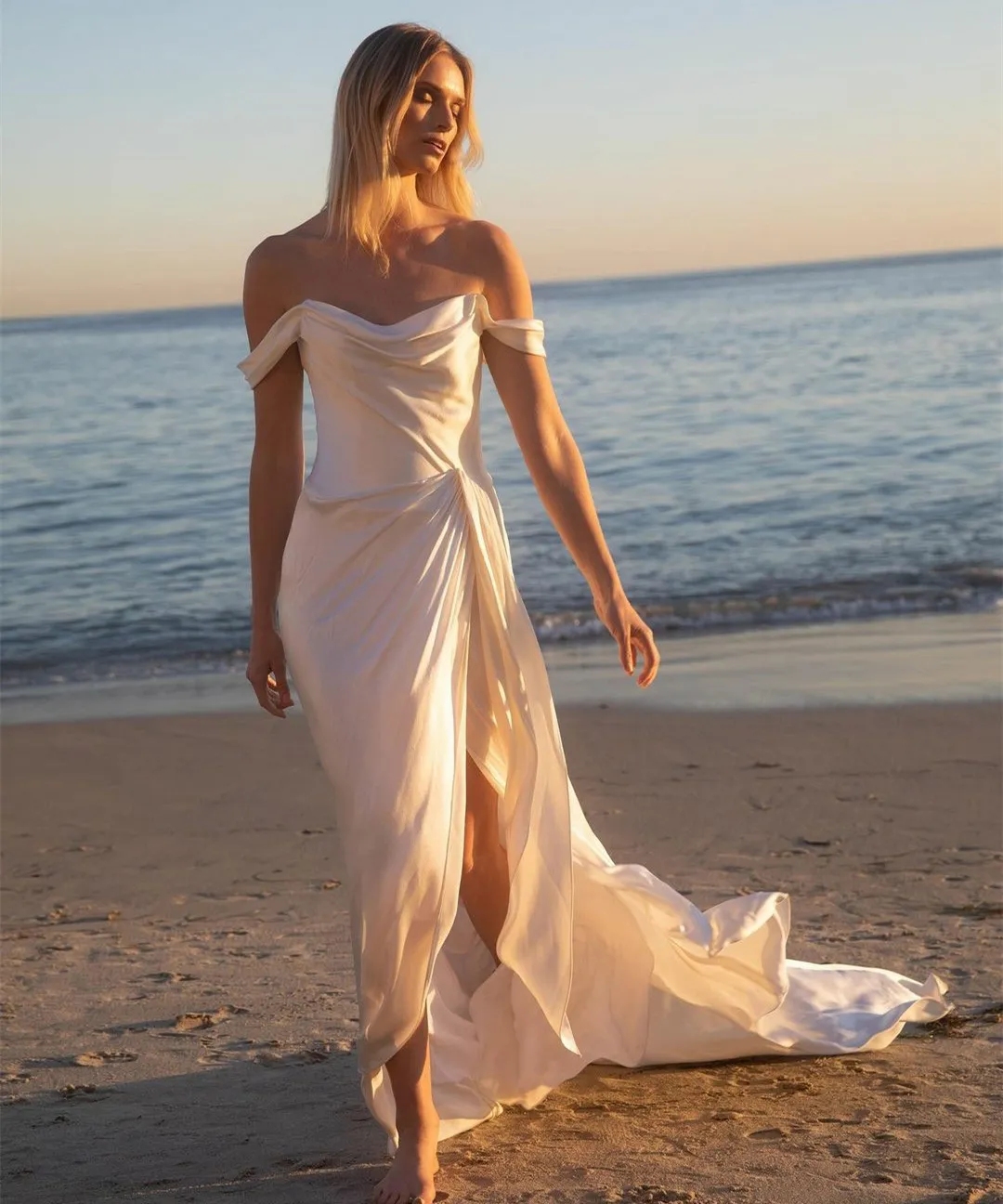 Long Satin Off Shoulder Beach Wedding Dresses With Slit Sheath Pleated Vestido de novia Zipper Back Sweep Train Bridal Gowns for Women