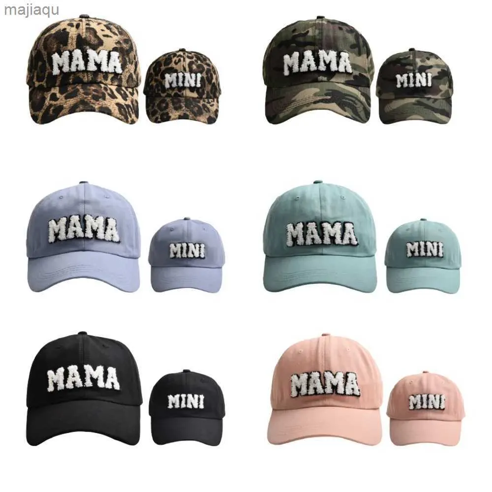 Caps Chapéus Novo Mamãe Cool Mini Baby Girl Kids Hat Set Set Spring/Verão ao ar livre meninos e meninas Baseball Hatl240429