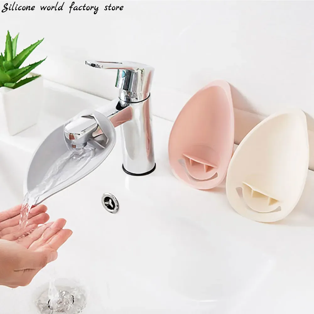 Set Silicone world Faucet Extender Water Saving Help Children Wash Hands Device Bathroom Kitchen Accessories Sink Faucet Extension