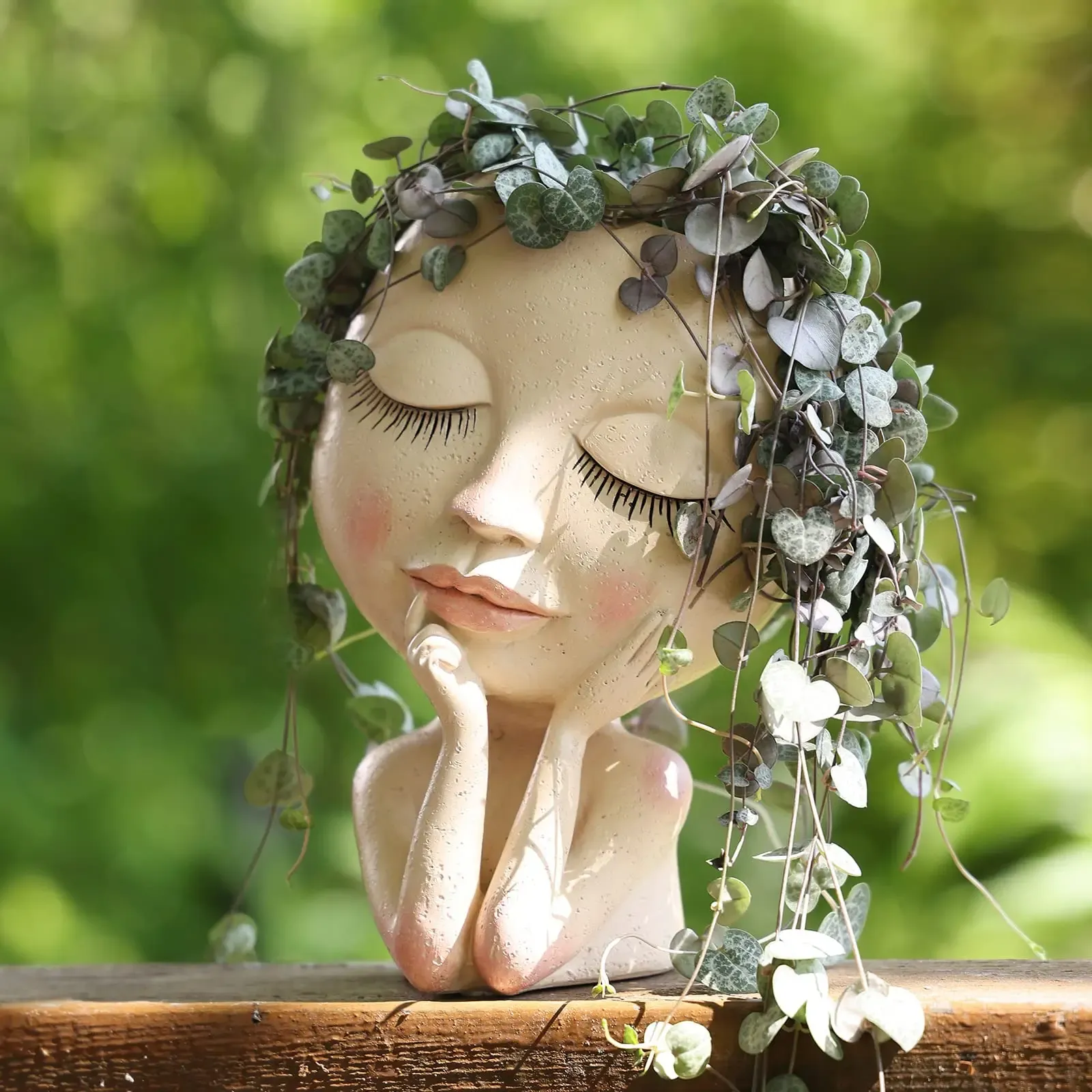 装飾の女の子が顔を向いているフラワープランタージューシーな植物の花の容器ポットフラワーポットフィギュア庭の装飾北欧のテーブルトップ飾り