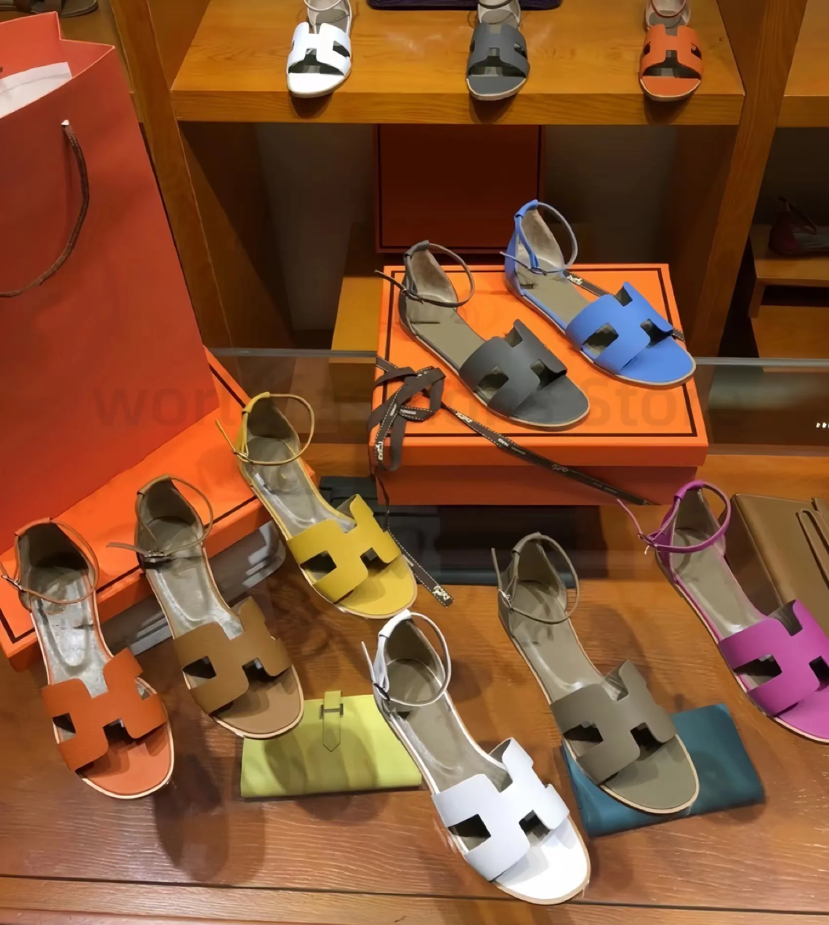 Scarpe designer sandali per donne tacchi di lussuoso marca mocassini casual scarpe da spiaggia per esterni