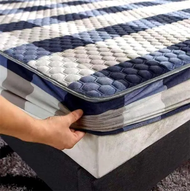 Thicken Warm Velvet Quilted Mattress Cover Soft Flannel King Queen Customized Mattress Protector Cover Not Including Pillowcase 207225131
