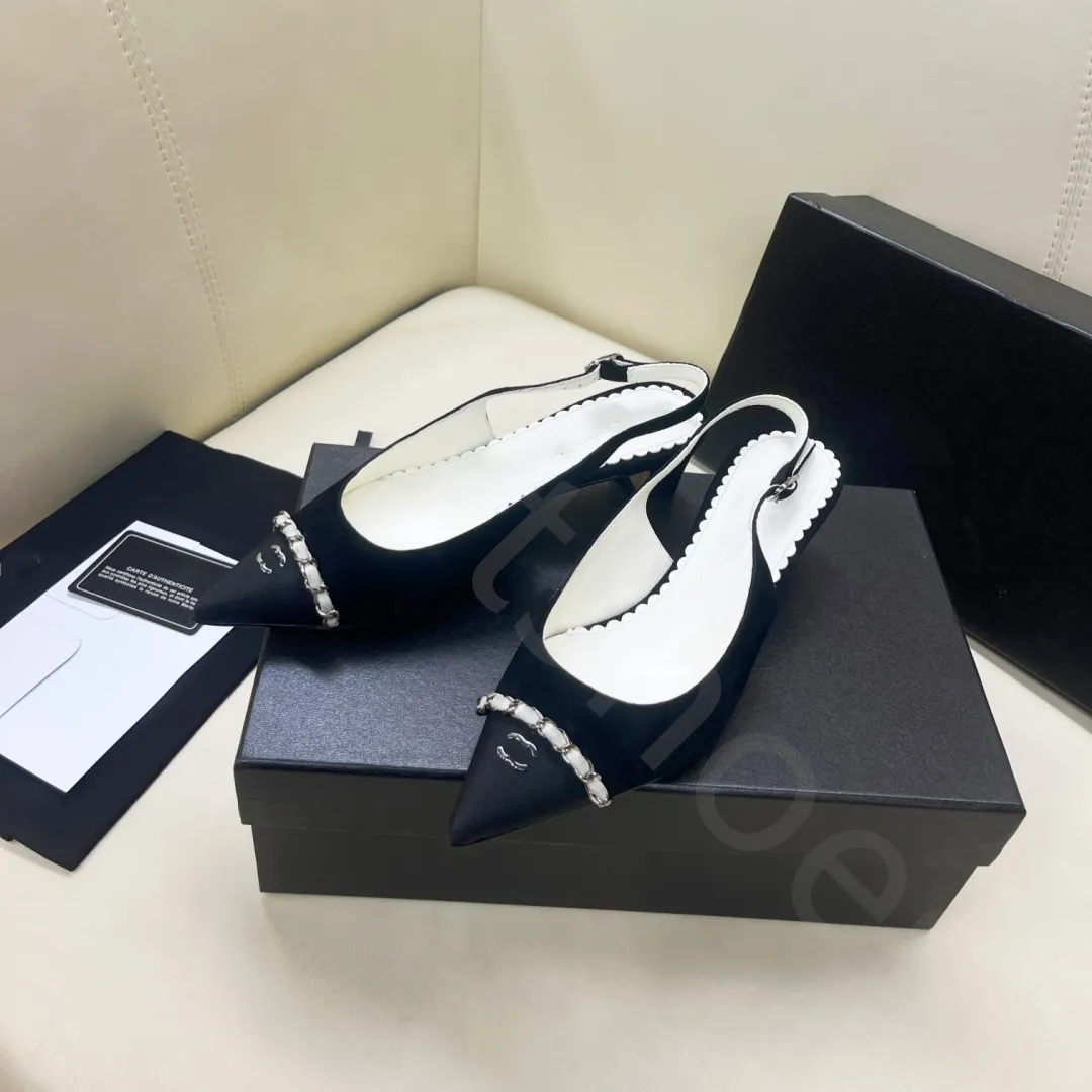 Scarpe da ballo da donna Luxury Classic Brand Share Sandals Scarpe da balletto di alta qualità Classics Designer Sliper Scarpe a basso tallone Scarpe in pelle autentica