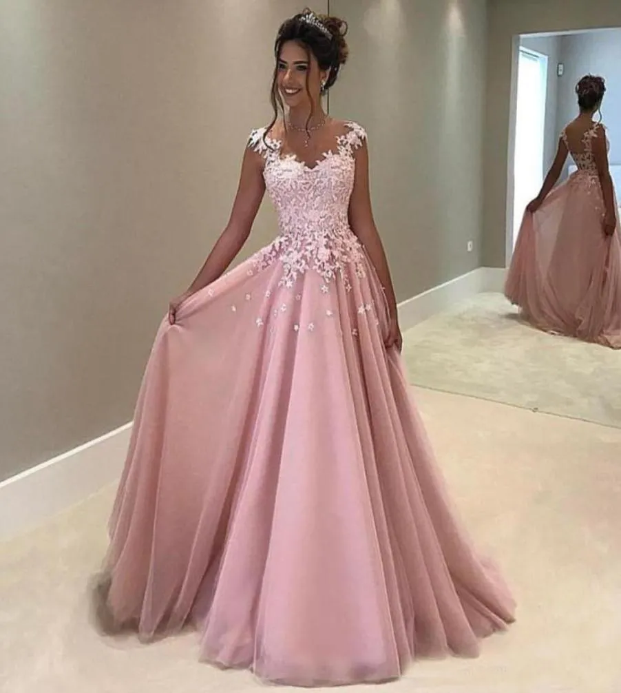 2019 Blush Pink Long Vestidos de baile de graduación Sheer Corbol mangas de la tapa del ojo de la llavero Aplicado de encaje Elegante Abendkleider9624240