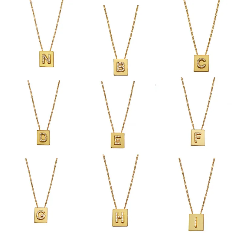 Ny Fashion Lovely Designer Celi Trendy Pendant Halsband 18K Guldpläterad lämplig för kvinnor i Europa och Amerika Letter Board Square Necklace Jewelry Gifts