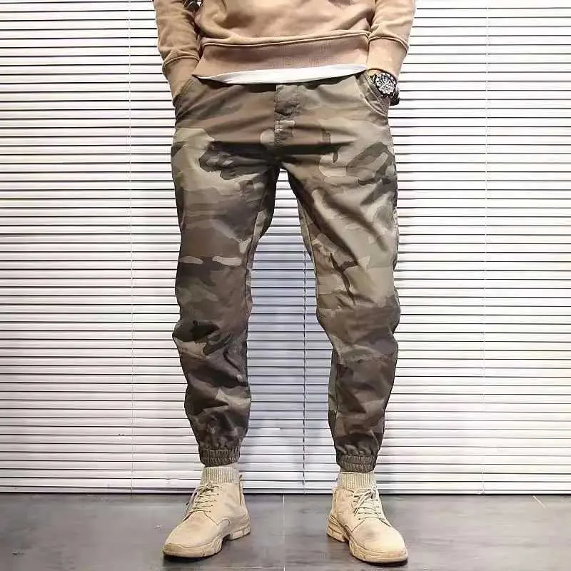 Pantaloni da uomo pantaloni da carico sciolti pantaloni maschili coreani elastici pantaloni in lana invernale y2k bagaglio di lusso harajuku espressione nylon j240429