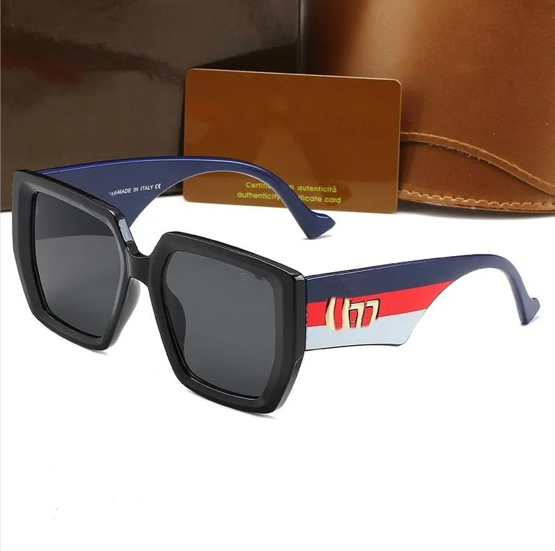 Lunettes de soleil de marque GGCCC pour femmes Lunettes de soleil designer pour hommes Men de florais Lunettes de soleil Designer Sun Verres Unisexe Travelt Look Dragonfly Colorful February Live