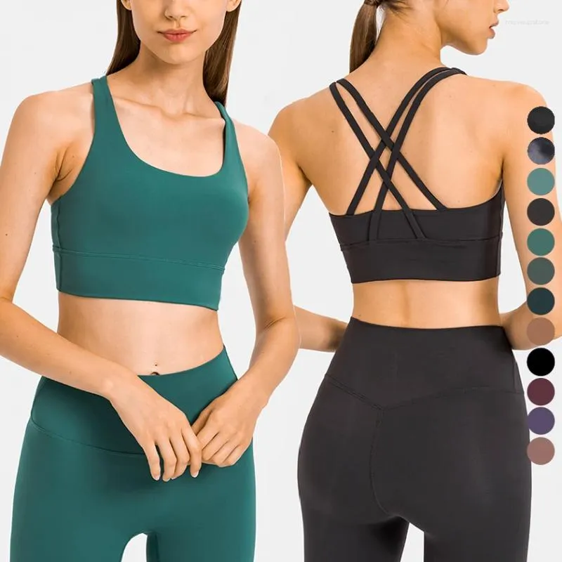 Outfit da yoga femminile Supporto medio di energia Longline BRA Sude-traspirante Bras a croce di allenamento traspirante con tazze rimovibili