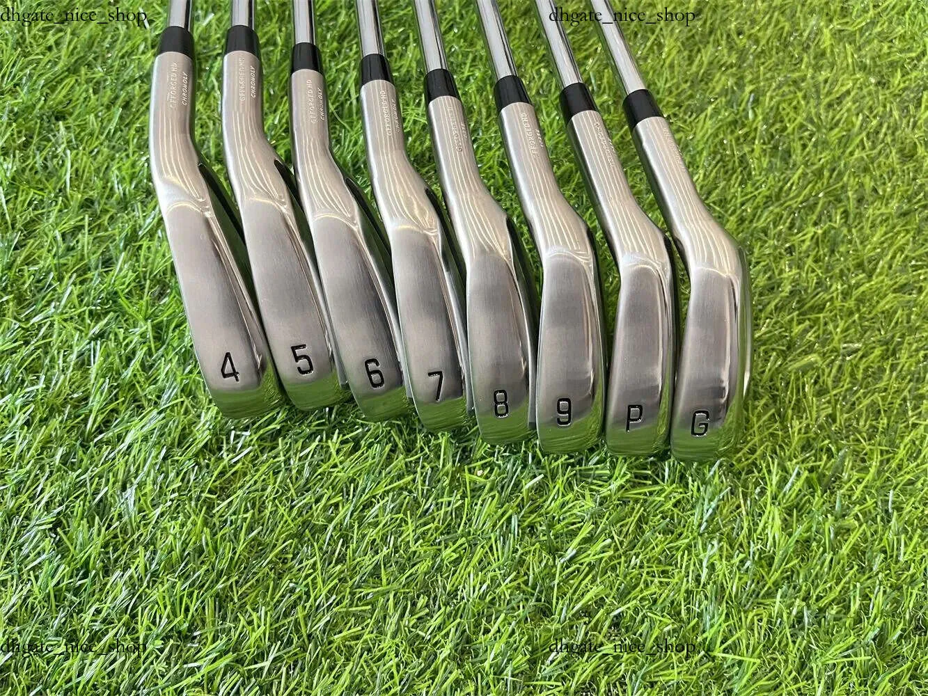 Golf Clubs di alta qualità 24SS Designer per uomini 8pcs Nuovo set di ferro di zecca JPX921 IRONS FORGATI Golf Clubs da golf 4-9pg R/S Flex Steel Albero con copertura per la testa 953