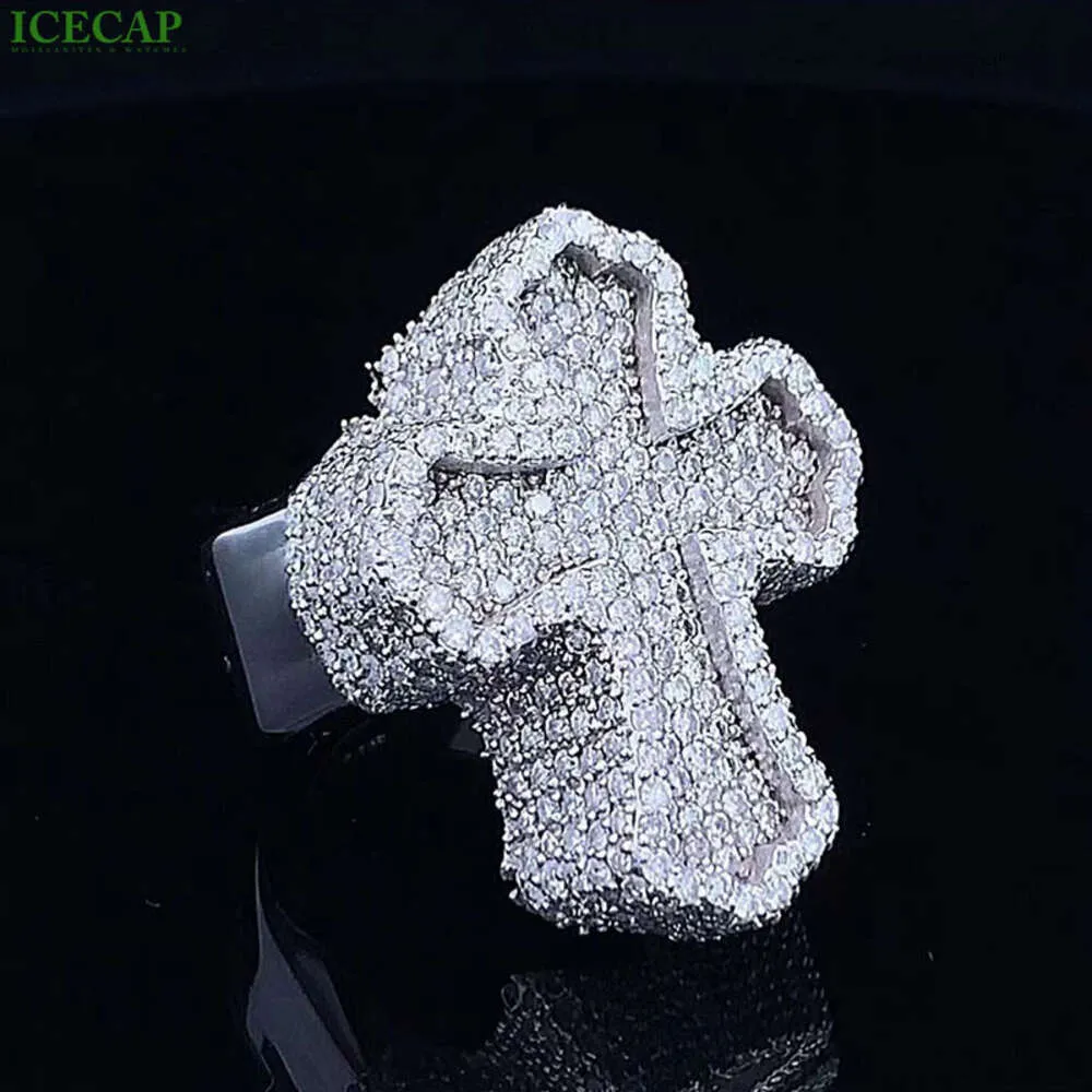 Pierścienie biżuterii 14K 18K 925 Sterling Sliver White Kolor okrągły Minsanite Diamond Cross Pierścień Mężczyźni