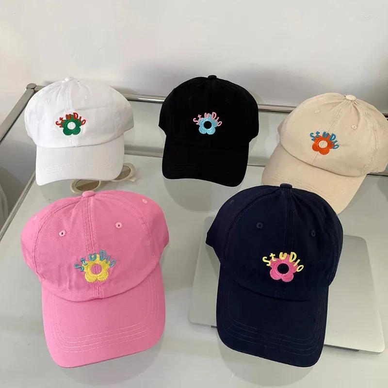 Ball Caps Studio Flower ricami Baseball per donne Patchwork Colore Patchwork Hat di sole per esterno