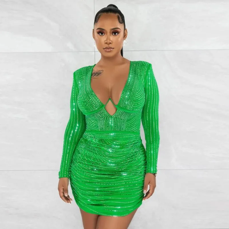 Sukienki swobodne Glitter Green Rhinestones Hem Mesh Dress For Women Glam Long Rleeve Corset Sequins Party Srabe Celebrities Stroje