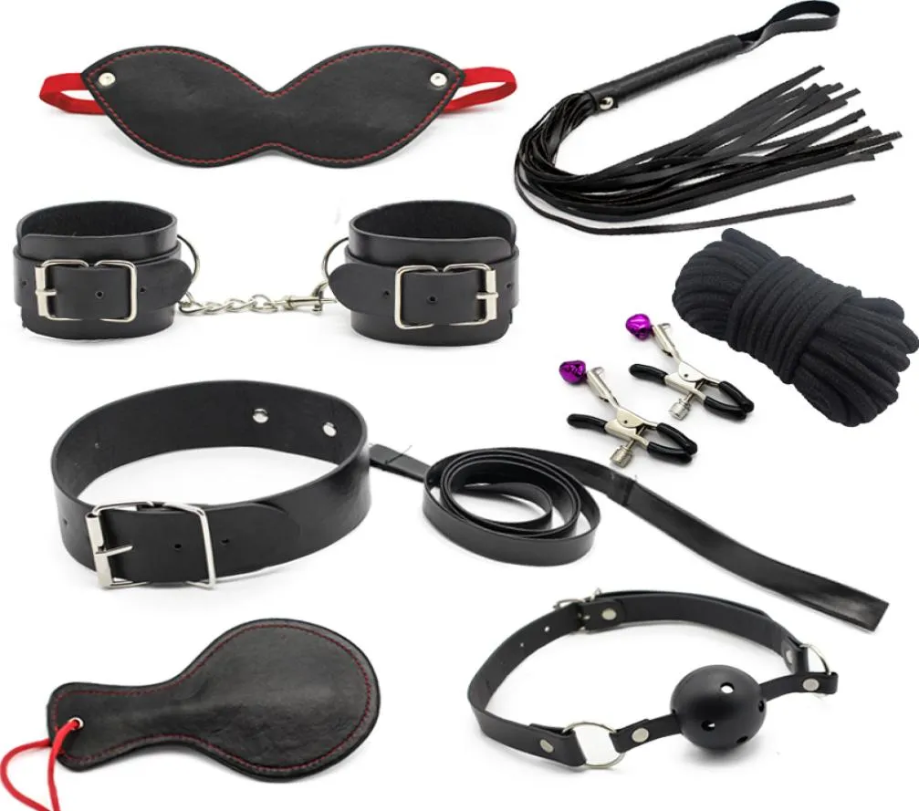 22SS Sex Toys Massagers 8 PiecePack Adult Games Produkt för par Bondage Restraint Set Handcuff Whip Mask Rope Erotic Kit Sex 8375016