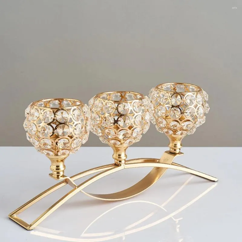 Candle posiadacze luksusowe kryształowe elementy stołowe z trzema ramionami na przyjęcie weselne i przyjęcia obiadowe Centro de Mesa Decorativo komedor