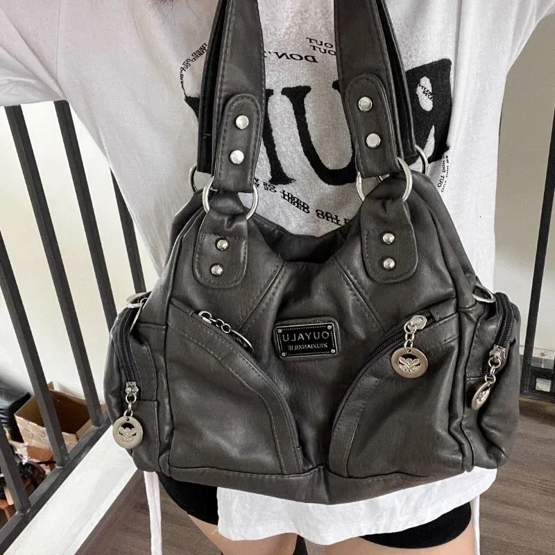 バッグ y2k archive vintege Leather shoulder bag s-l400.jpg