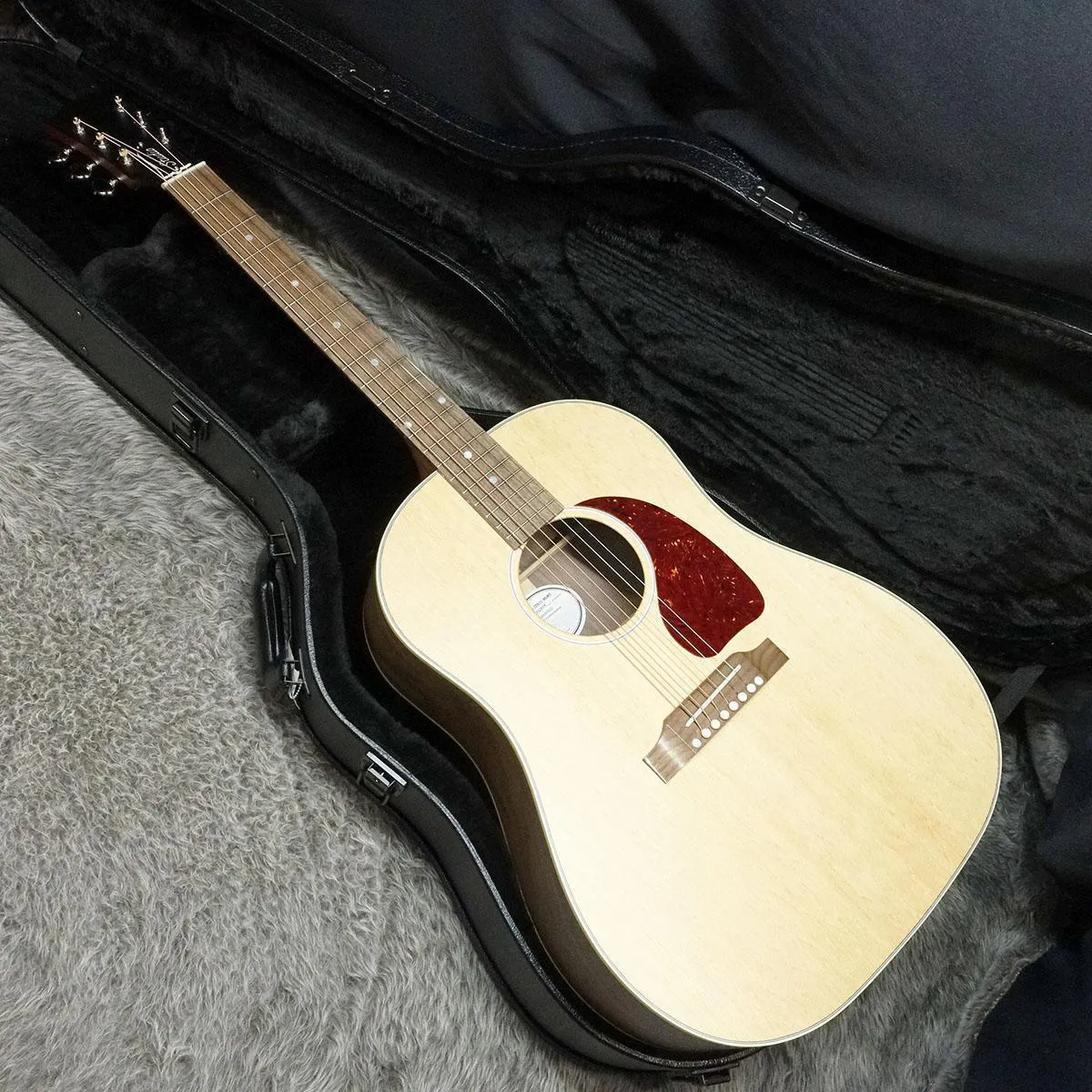 J45 Studio Ceviz Saten Natural No.yg2363 Akustik gitar