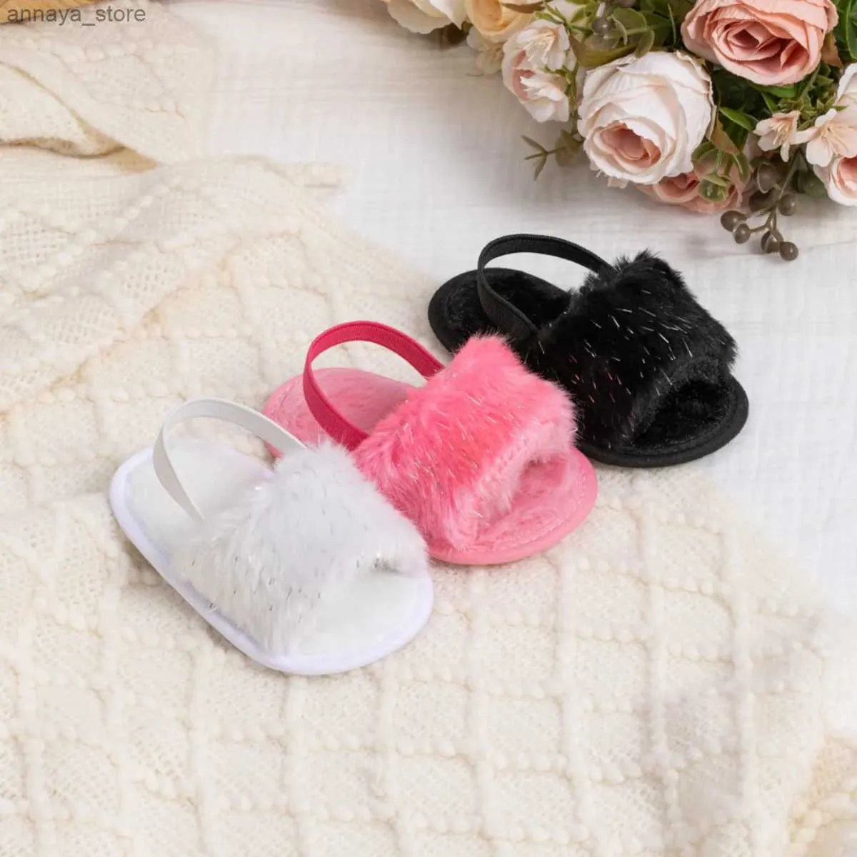 Sandalen Hot verkopen Soft Soled ademende babyschoenen 0-18 maanden eenvoudige elastische wandelschoenen Indoor Babyschoenen Anti slip fur sandalsl240429