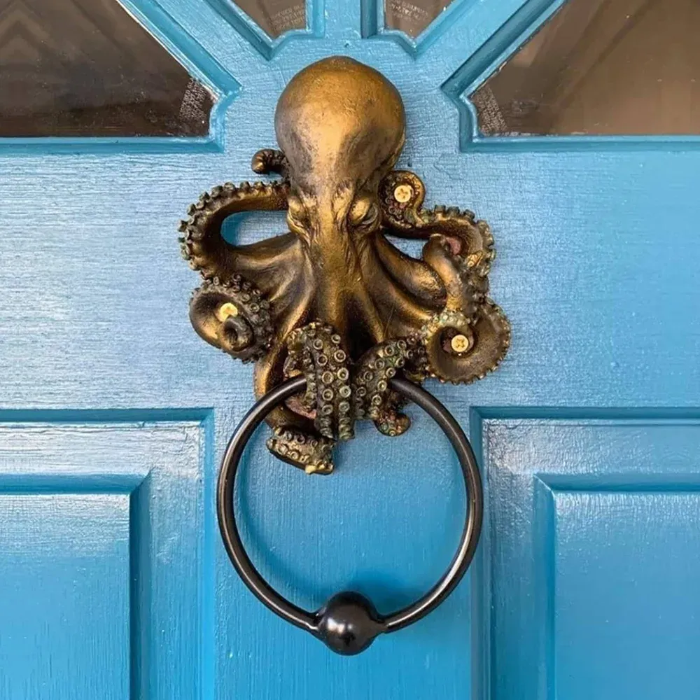 Decorations Octopus Skull Door Knocker Iron Unique Bizarre Gothic Home Decoration Resin Handicrafts Outdoor Garden Decors Towel Hanging Rack