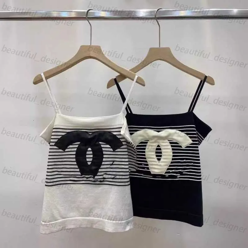 Designer Women's Tshirt New striped girl suspender vest women's one line circumference beautiful back fashionable and versatile seamless integrated women's