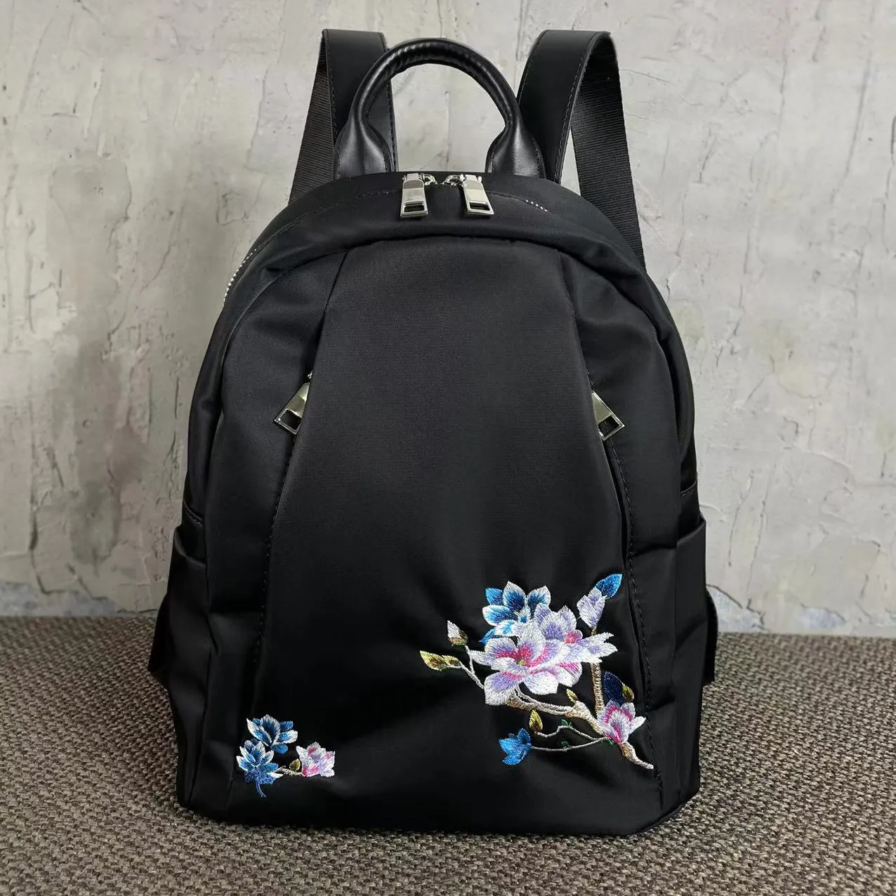 Bie yang original em estilo chinês bordado saco feminino nylon nylon mochila de mochila negra estilo étnico casual estilo