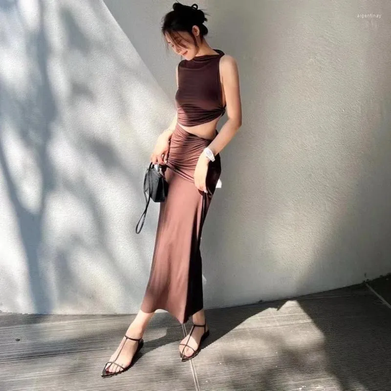 Work Dresses Absgd 2024 Summer Sleeveless Skew Collar Ruched Slim Tank Top Vest Distressed Long Skirt Two Piece Set Outfits