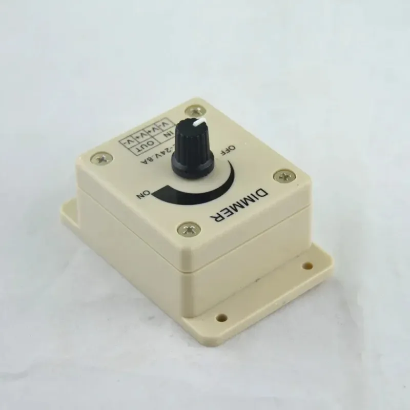 Spannungsregler DC-DC-Spannungsstabilisator 8A Stromversorgungsverschmutzung Controller DC 12V LED DIMMER 12 V