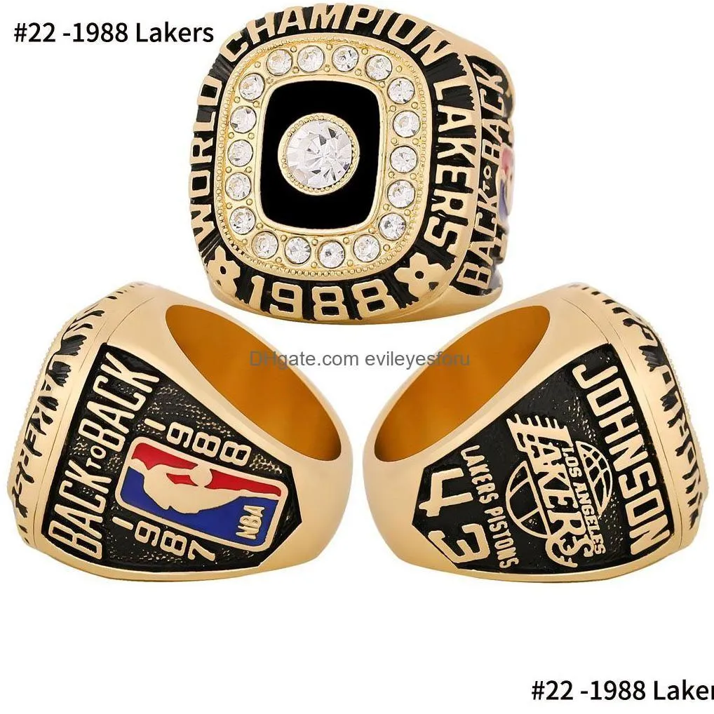 Solitaire Ring 56pcs 1967 à 2023 Trophée du championnat des champions de basket-ball avec coffret en bois Sport Sport Souveniture Men Women Dhhd9