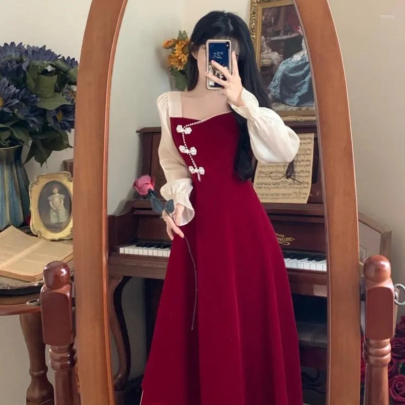 Sıradan Elbiseler Şişman Kız -Siz boyutu Kadın Velvet Uzun Kollu Kızarmış Gelin Sonbahar ve Kış Nişan Kırmızı Arka Kapı Oğul Elbise