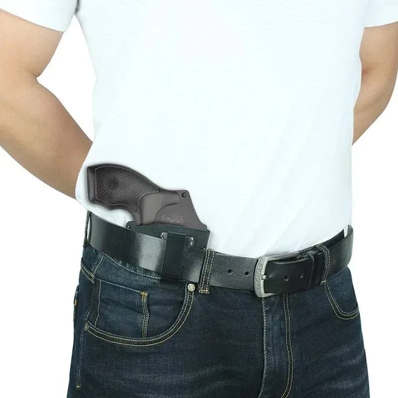 Scratch-resistant stealth tactical holster in soft cowhide leather for outdoor sports